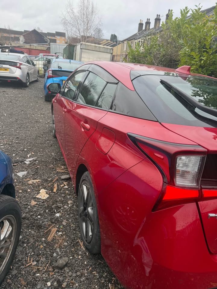 2019 Toyota Prius top class features - Image 7