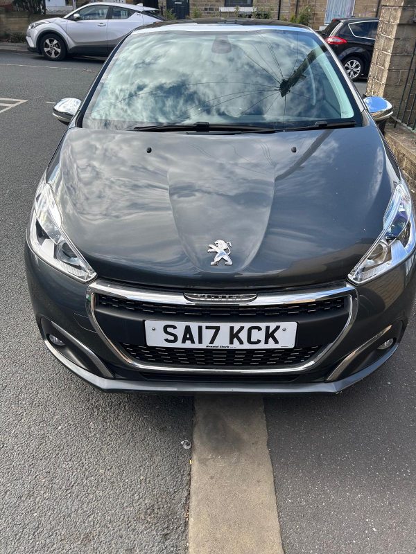 Peugeot model 208  registration 2017